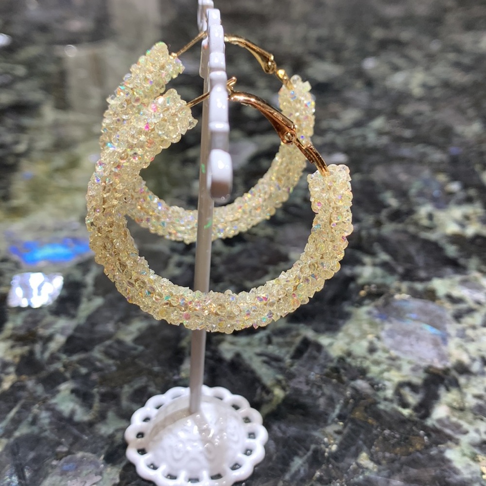 NWT Sparkling dangling earrings- white - Picture 4 of 4